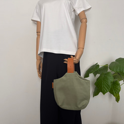 新作♡あんぱん柄♡小さいのにちゃんと主役♪ミニバック★革の持ち手が可愛い♡母の日や誕生日プレゼントにも♪ 18枚目の画像