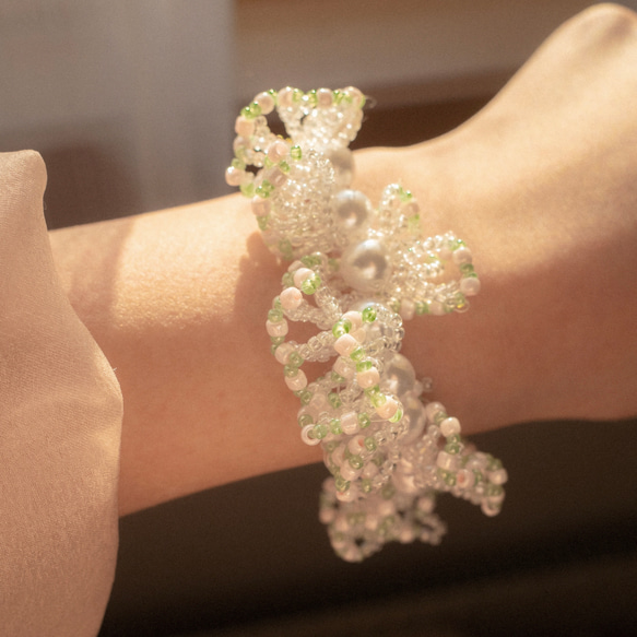 お花畑のようなブレスレット　-spring garden bracelet- 1枚目の画像