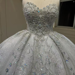 激安、チャンスをつかむ　取り外し可能袖　オフショルダー　二の腕カバー　白ホワイト　グッリター編み上げ　ブライダル海外挙式 3枚目の画像