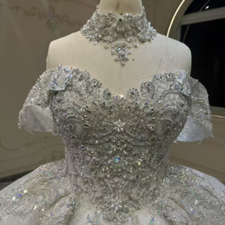 激安、チャンスをつかむ　取り外し可能袖　オフショルダー　二の腕カバー　白ホワイト　グッリター編み上げ　ブライダル海外挙式 4枚目の画像