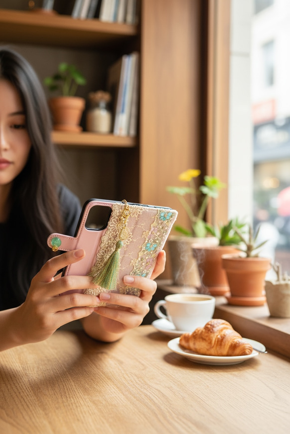 ビーズフラワー/ピンク スマホケース/iPhoneケース 1枚目の画像