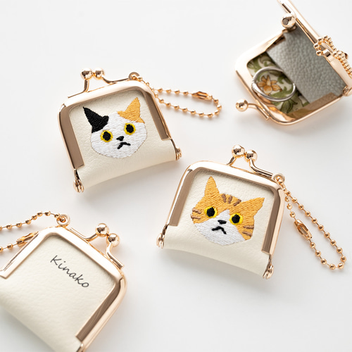 がま口 チャーム 【 猫 刺繍 】 名入れ 本革 ウィリアムモリス 小物