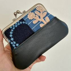 ミナペルホネンmina perhonenの人気柄 蝶々の刺繍が可愛いskyflowerの