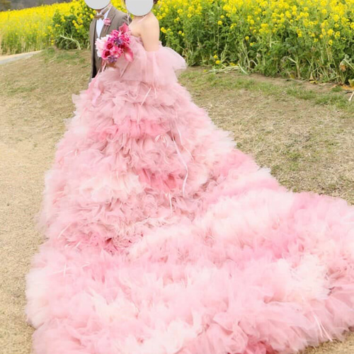 実例写真！カラードレス ピンク もこもこドレス リボン 編み上げ