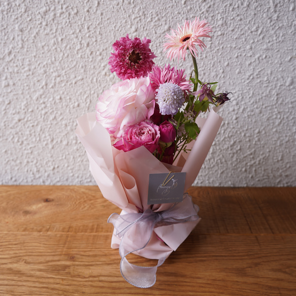 フレッシュフラワー　そのまま飾れるブーケ・ピンク S・Mサイズ　生花　花束　母の日　フラワー　母の日ギフト2026 6枚目の画像