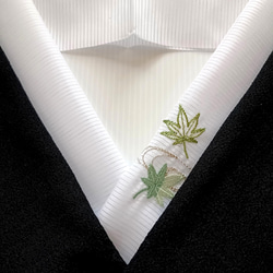 刺繍 半衿 扇に矢羽根 鳥の子色 和装小物（帯・半襟） 刺繍好日