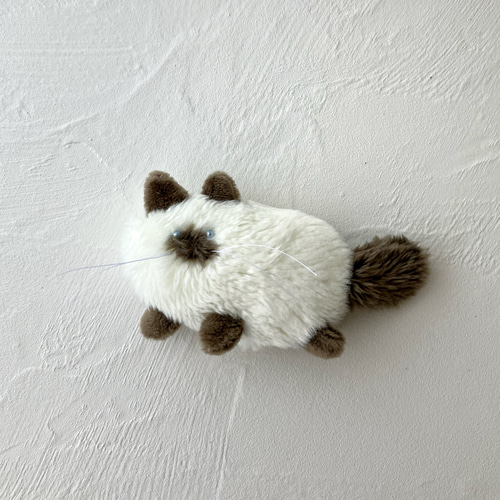 キーホルダー変更OK】ふわふわシャム猫のぬいぐるみ ぬいぐるみ