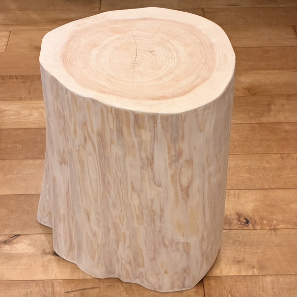 ひのき　丸太 スツール 椅子　No.1647 Hinoki Wood Stool No.1647 椅子（チェアー）・スツール Wood Factory