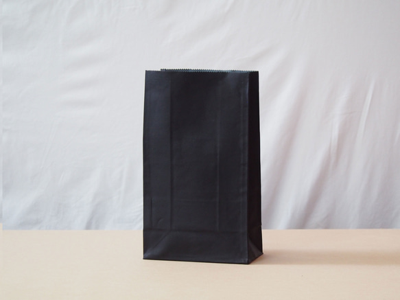 Craftシリーズ　革の紙袋 M　クロ 2枚目の画像