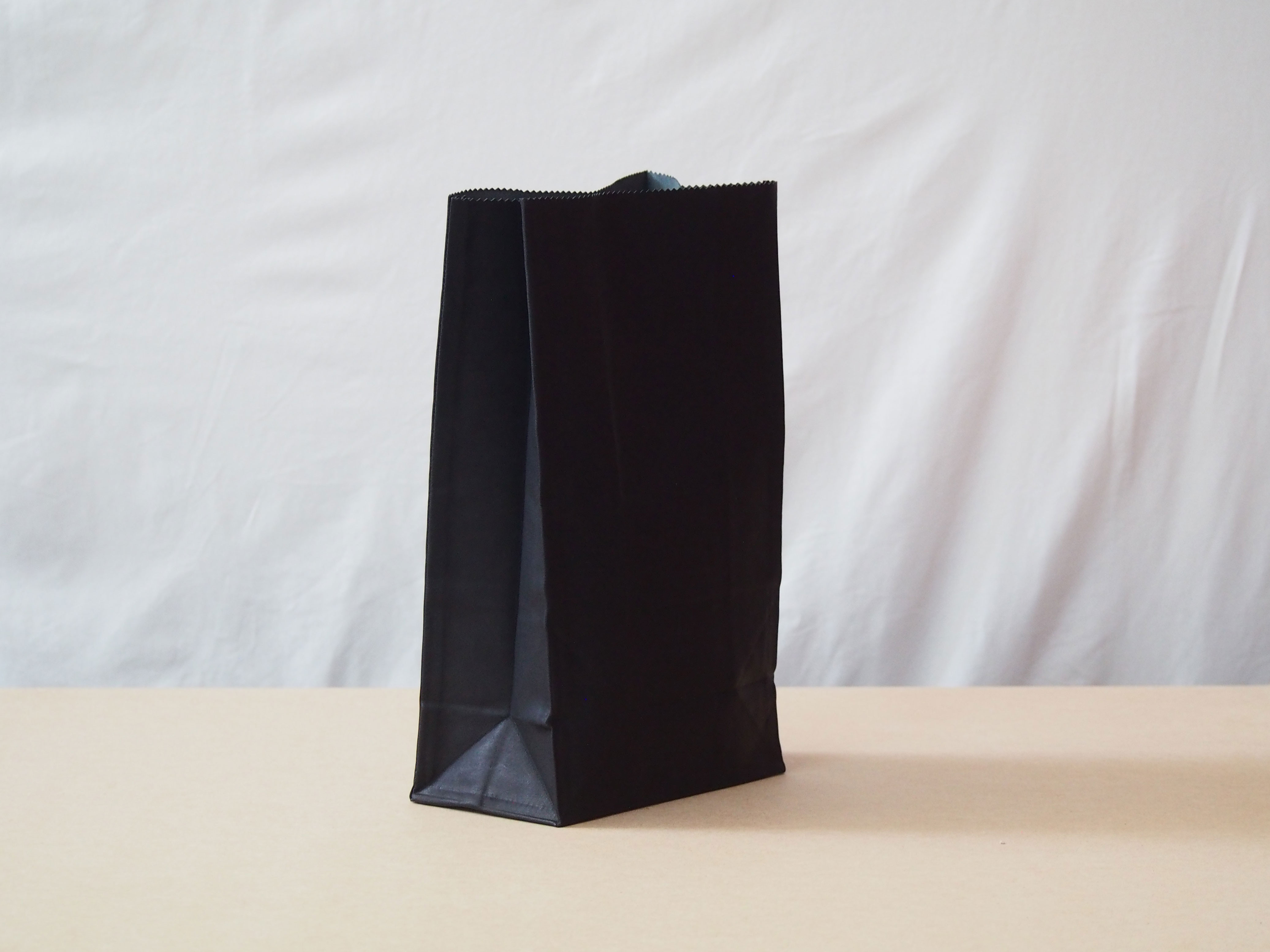 Craftシリーズ　革の紙袋 M　クロ