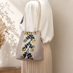 ミナペルホネン jungle relief ショルダーバック ⚮̈ミナペルホネン jungle relief シプリバッグ 巾着ショルダーバッグ