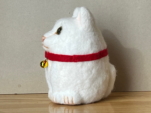 たまご型猫(白)(大)置物 7枚目の画像