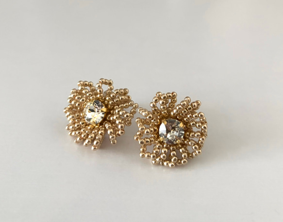 gold＊crystal ピアス 1枚目の画像