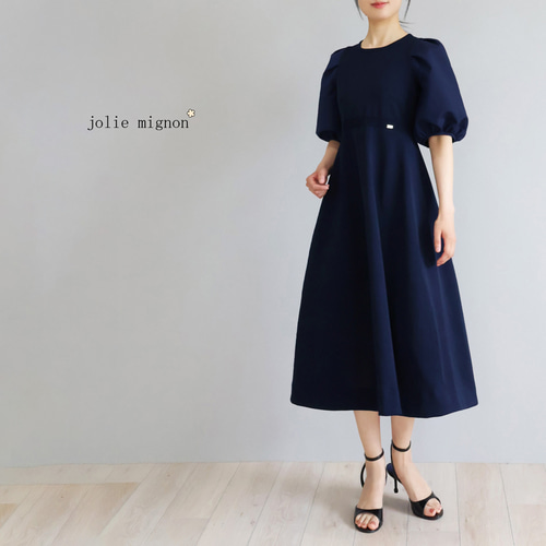 ジョリーミニョン　極美品　ホールガーメント異素材パフスリーブワンピース　パール付 快適な着心地◎】ホールガーメント 異素材パフスリーブワンピース