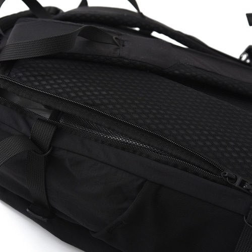 on speed pack オン スピードパック 30L ブラックリュック バック