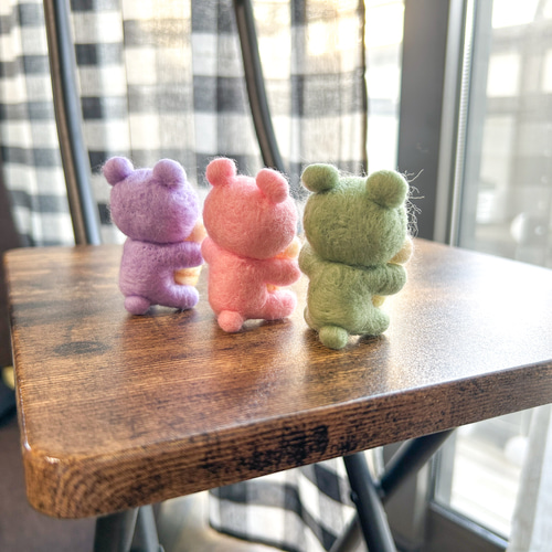 パンが大好き！メロンパンくまうーる mini｜羊毛フェルトの御守り