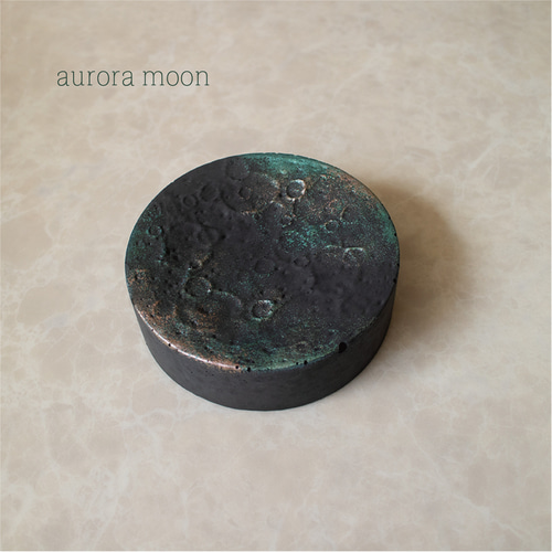 midnight moon stone | 夜半月のアロマストーン《香るインテリア
