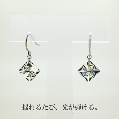 ピアス 純銀 SILVER1000 ダイヤモンドミラーカット キラキラ 揺れる