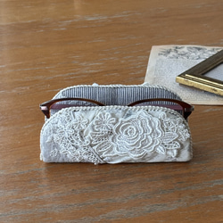 幸せ感じるミモザ刺繍 リネン がま口ポーチ 手刺繍ポーチ がま口 aki's