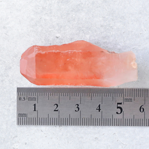 ディープピンクレムリアンシード 天然石 水晶 鉱物 一点物 クォーツ