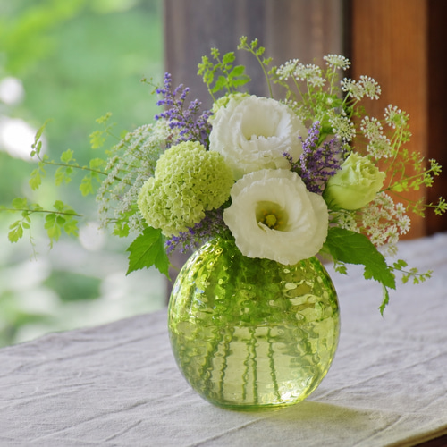 一輪挿し　花瓶　2個セット ワッフル丸花瓶～ライム～～ 一輪挿し・花瓶・花器 甲山ガラス工房