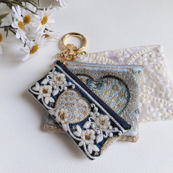 追加『送料無料』♡3つセット♡インド刺繍リボンのおしゃれコード