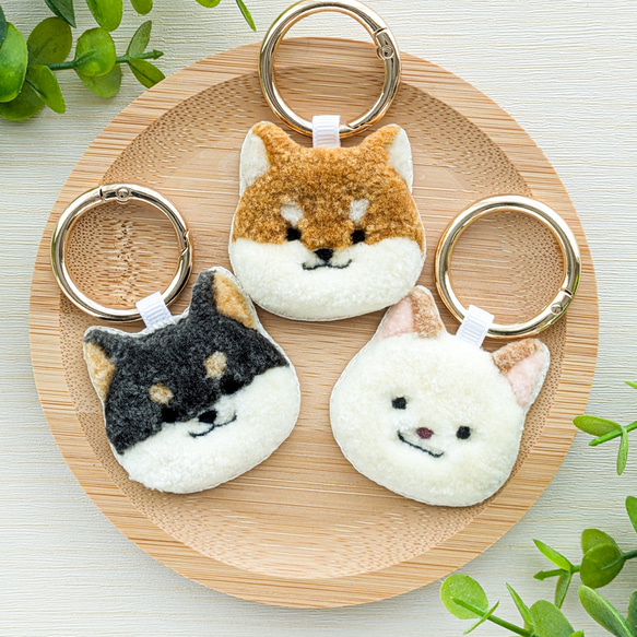 専用です『ころっと柴犬』ぷっくりハート付き/キーホルダー/チャーム/ 柴犬バッグチャーム《にっこり柴犬さん》｜ふわふわキーホルダー【受注