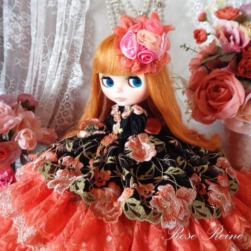 ベルサイユの薔薇 花の女王 大人の甘さ香るコーラルオーバーフリルドールドレス ベルサイユの薔薇 花の女王 大人の甘さ香るコーラルオーバーフリル