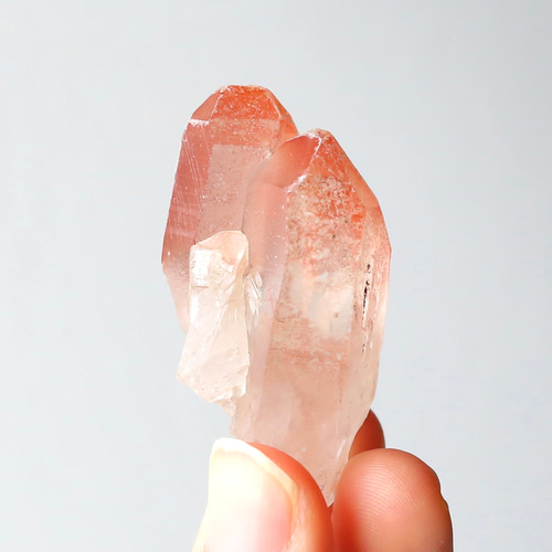 ツイン ディープピンクレムリアンシード 天然石 水晶 鉱物 一点物
