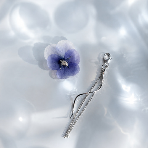 本物のお花* 【パンジーの2wayピアス/イヤリング】ビジュー/チェーン