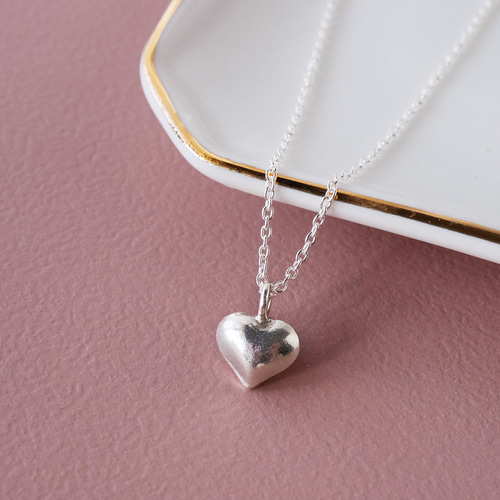 カレンシルバー ハートモチーフネックレス ネックレス・ペンダント