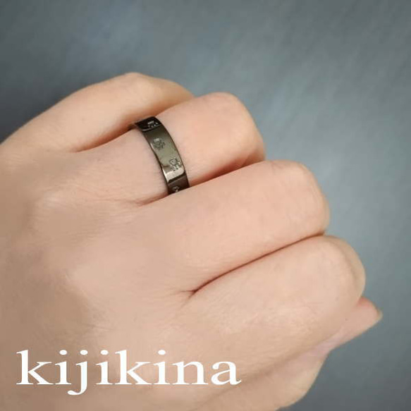 KUROnokk-4c 猫の足跡リング ブラックロジウムコーティング クロネコリング 7枚目の画像
