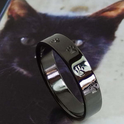 KUROnokk-4c 猫の足跡リング ブラックロジウムコーティング クロネコリング 2枚目の画像
