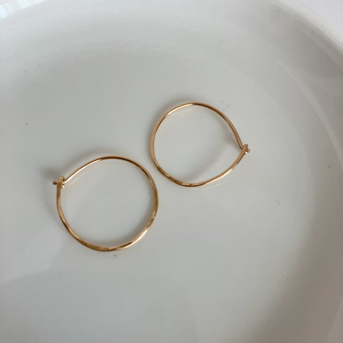 14kgf】or 【silver】小さな 槌目 フープピアス no.56 ゴールドピアス