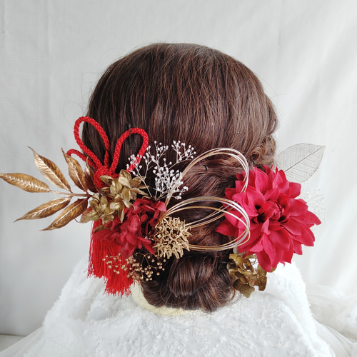 赤ダリア　和装髪飾り　振袖髪飾り　成人式髪飾り　色打掛髪飾り　結婚式髪飾り　着物 楽天市場】髪飾り 成人式 ダリア 赤 アデル A1 和装 白無垢 色打