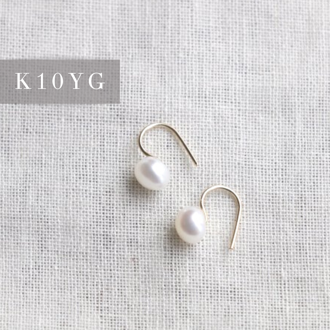 [K10YG] ボタン淡水パールpetitピアス