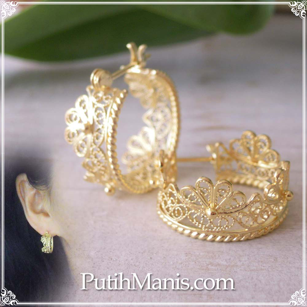 フリルのようなスカラップレース風の透かしが可愛いピアス/ゴールド(p-20-g)