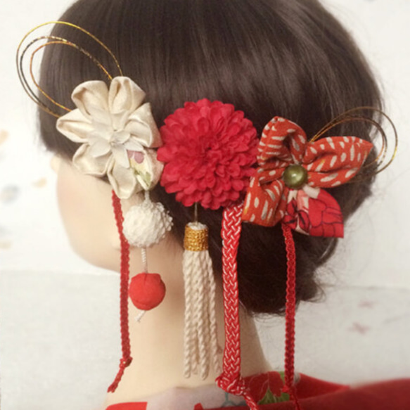 成年儀式婚禮婚禮日式髮飾紅色大正浪漫Tsumami工藝慶祝哭泣的哭泣工藝全4色【顏色可更換】 第1張的照片