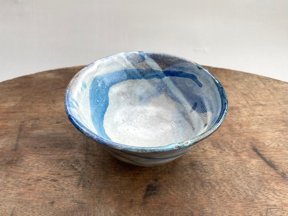 長石釉と青釉の流れ　茶碗 11枚目の画像