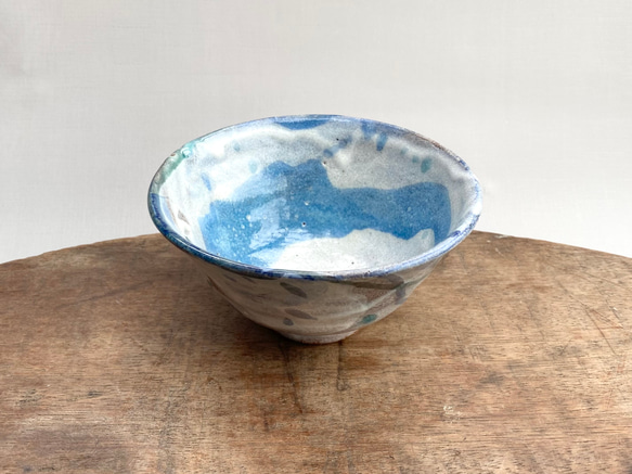 長石釉と青釉の流れ　茶碗 5枚目の画像