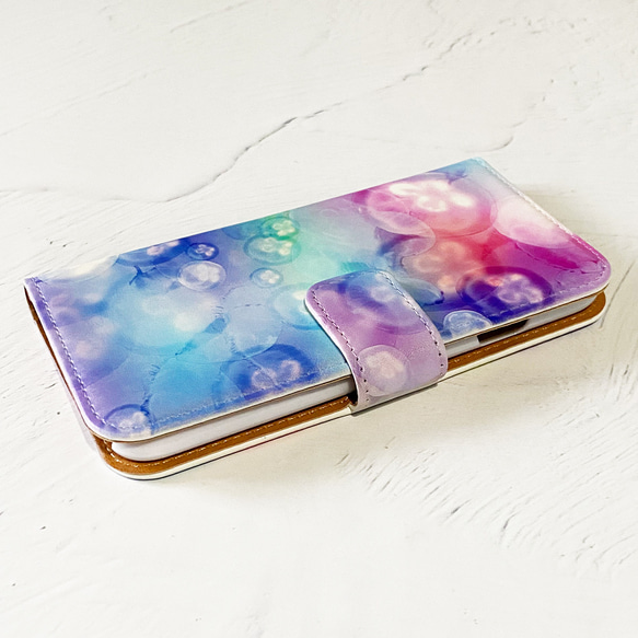 七色水母筆記本型 iPhone 保護殼智能手機保護殼/水母夏季海彩虹 iPhone13 iPhone14 第5張的照片