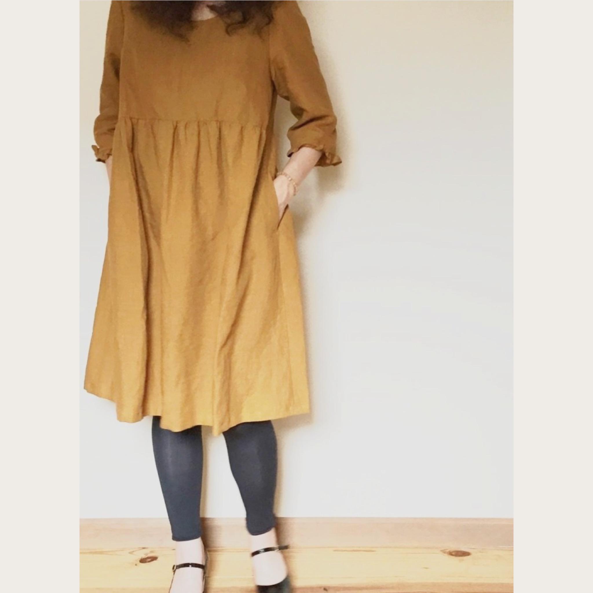 フランスリネン 袖フリル の シンプル な エプロンワンピース(マスタード）