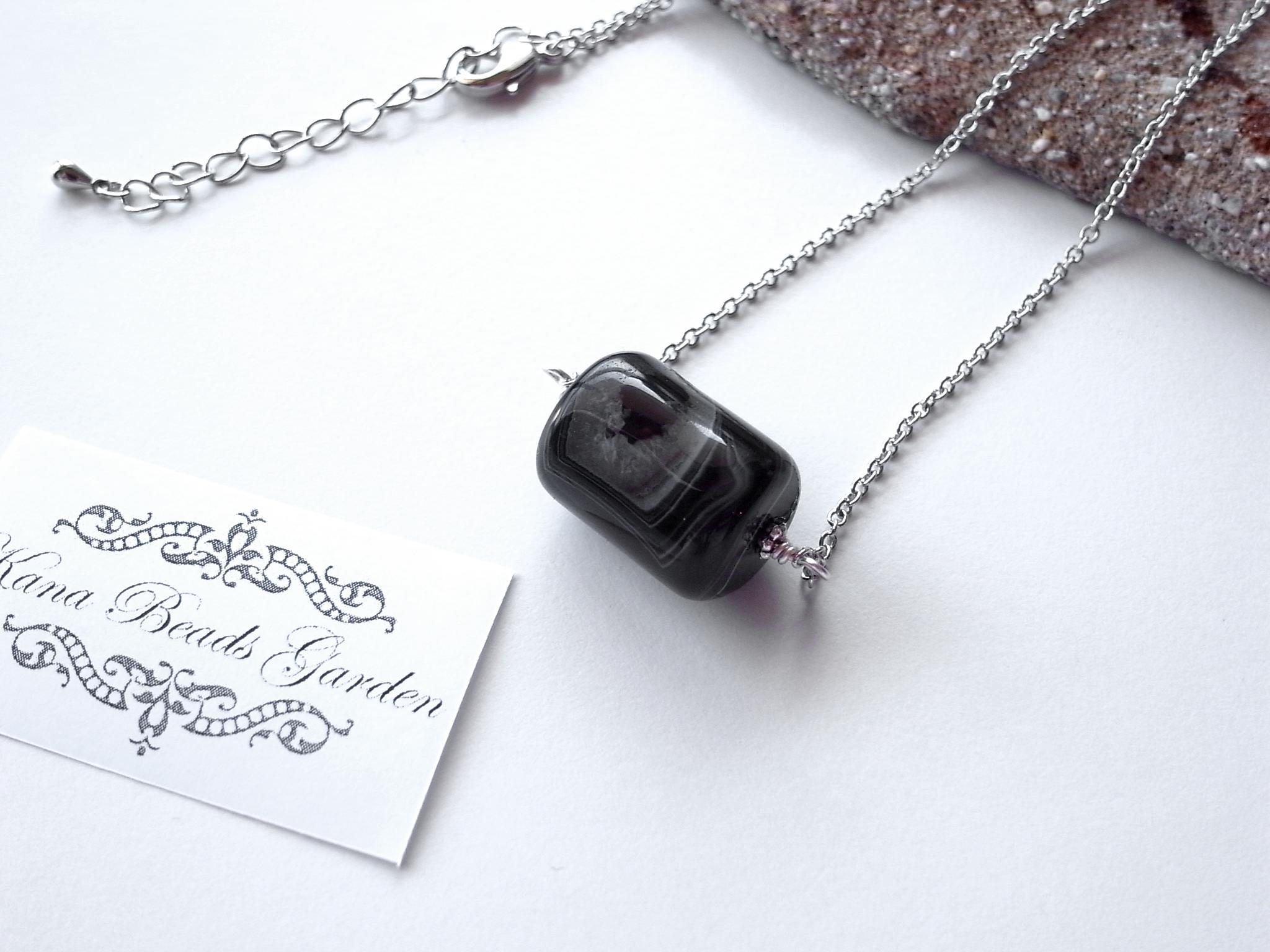 ネックレス　円筒形ドゥルージー・ジオードアゲート　B　黒　ブラック　モノトーン　ホワイト　シンプル　シルバー　メンズ