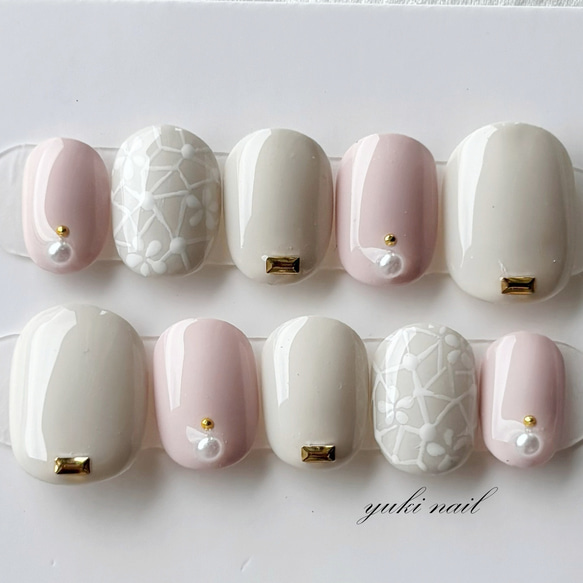 色違いくすみカラーとレースのネイル ネイルチップ（つけ爪） yuki