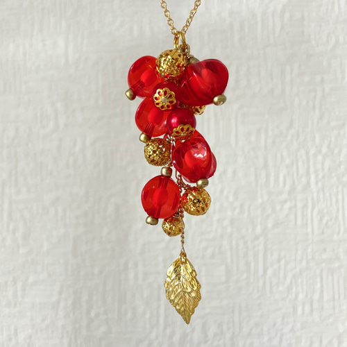 ネックレス 紅のほおずき風ビーズ ロング 和風 鬼灯 ホオズキ ゴールド