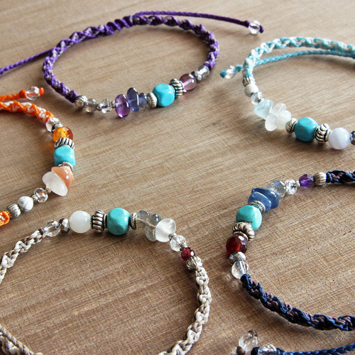 （１点物）ピンクとネイビーの縞模様ヘンプとターコイズのブレスレット クラブノイズ CLUB NO1Z ブレスレット スプリング バネ ヒョウ柄