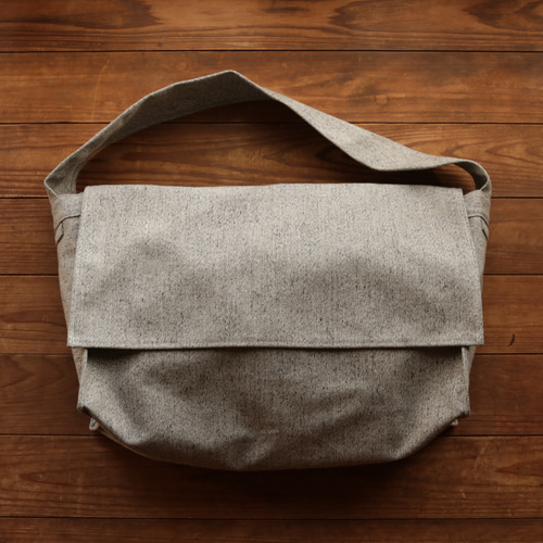 ニュースペーパーバッグ メッセンジャーバッグ 80s ニュースペーパー