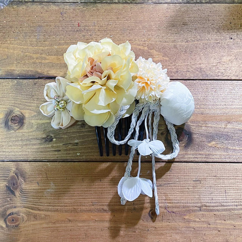 送料無料】成人式 和装 髪飾り 赤 花 和モダン 大正ロマン なでしこの