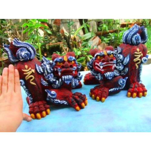 伝統の漆喰シーサー｜伏守（ふせまもり）紅｜威嚇伏せ・23cm・本格守護