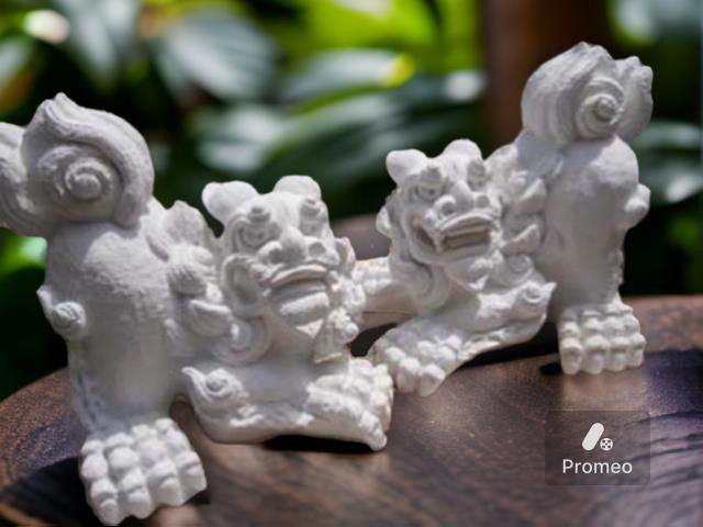 （受注製作）「漆喰威嚇伏せシーサー白」魔を除け、そして招福の象徴として、あなたの空間に力強い存在感を与えます。